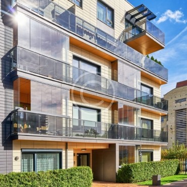 3-story complex with a budget sunny view flats