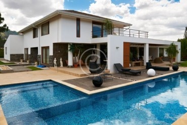 True factors of the modern luxury lifestyle